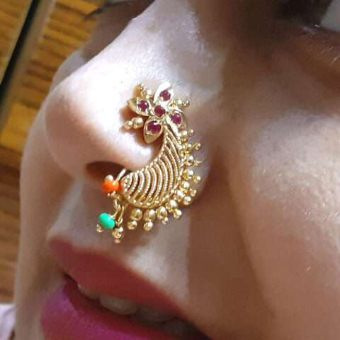 Gold-plated Clip on Marathi Peacock Nath