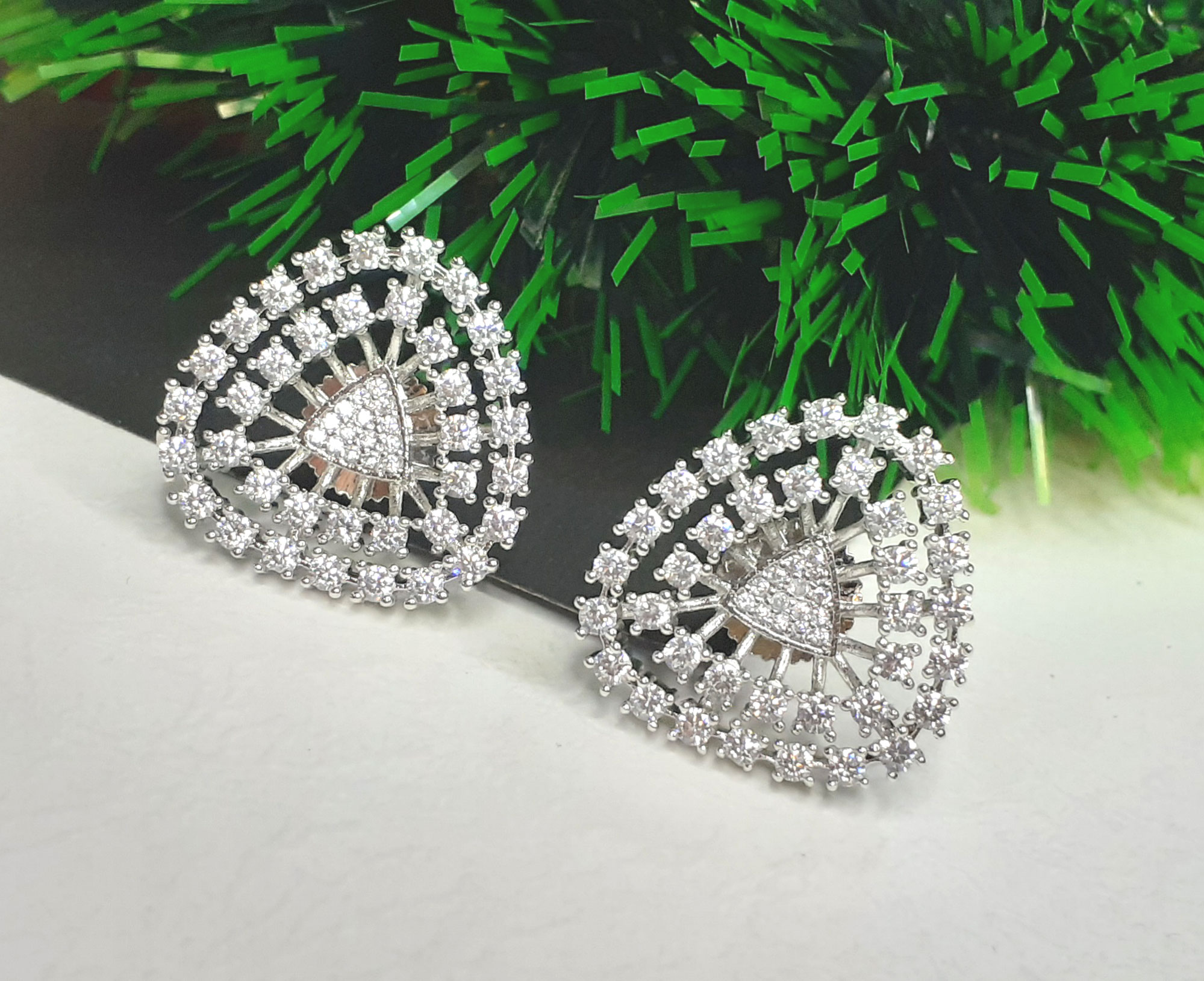 American Diamond Earrings with Carved Stones-sonxechinhhang.vn
