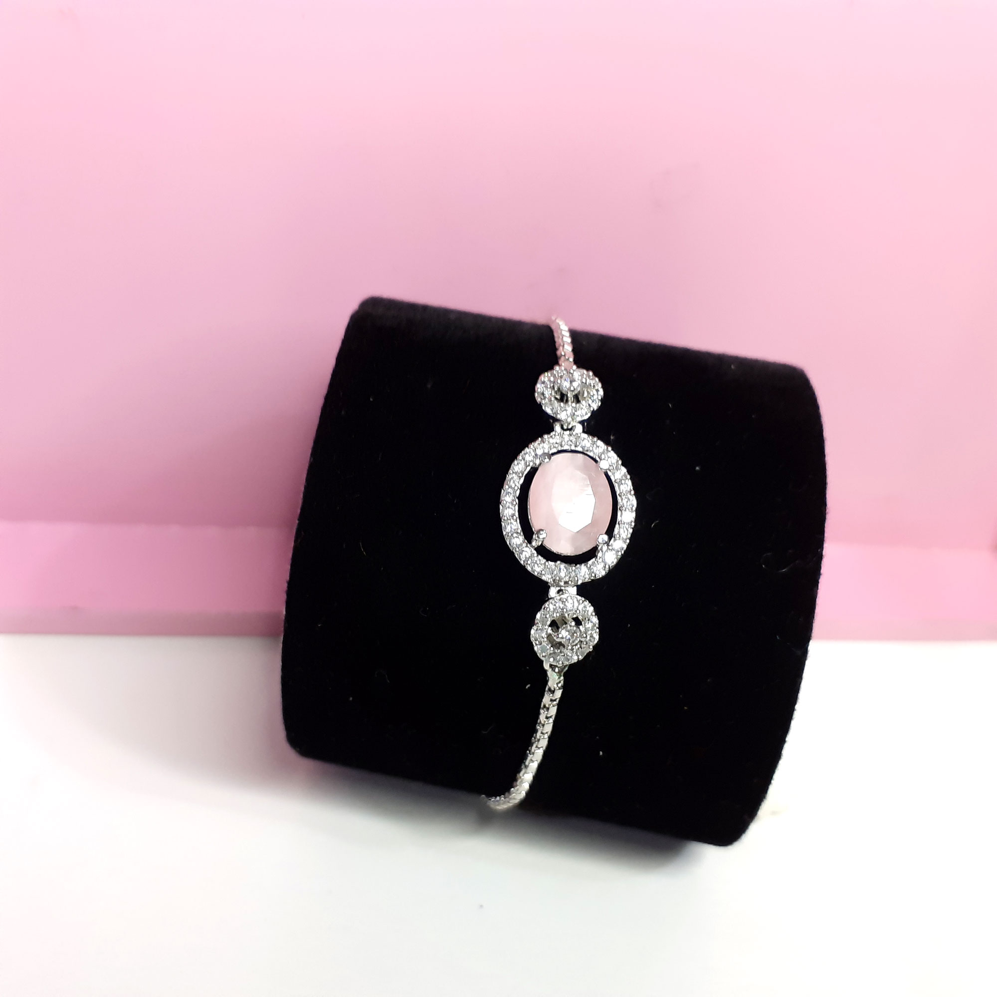 Buy GemSapphire Rose Quartz Crystal Bracelet Adjustable Wrish Band with IGL  Lab Certificate Pink Stone Bracelet for Women रोज क्वार्ट्ज ब्रेसलेट at  Amazon.in